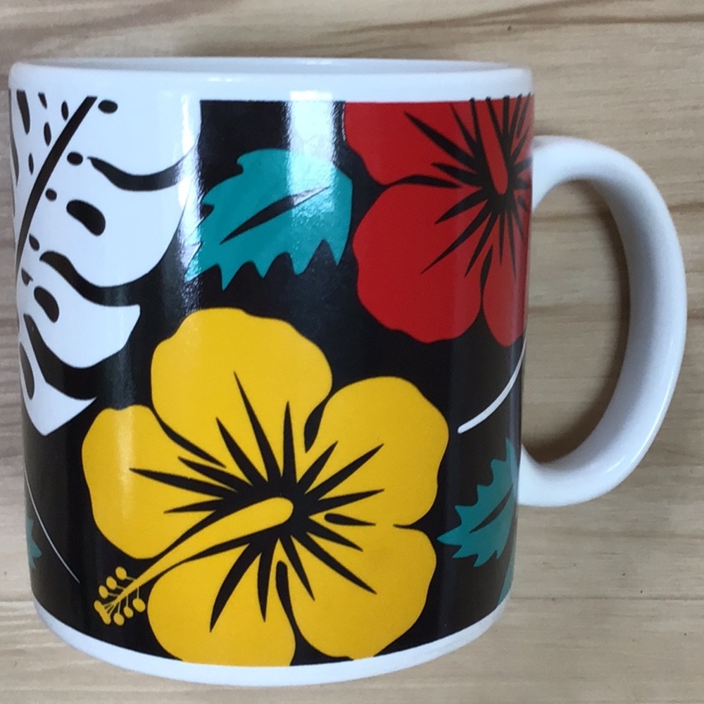 1998 Vintage Island Heritage Tropical Red‎ Yellow Black Green Hibiscus Mug